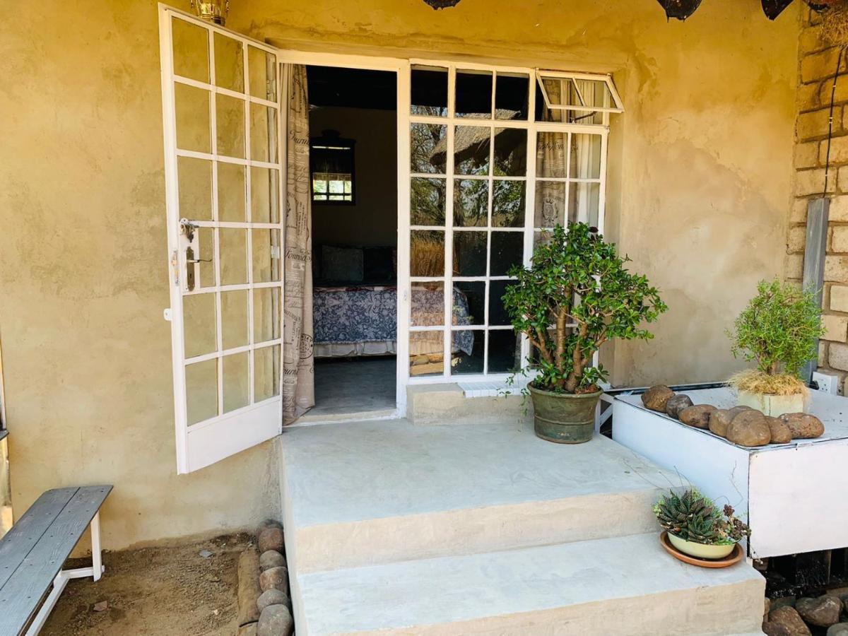 Farm Vibes Guesthouse Brits Buitenkant foto