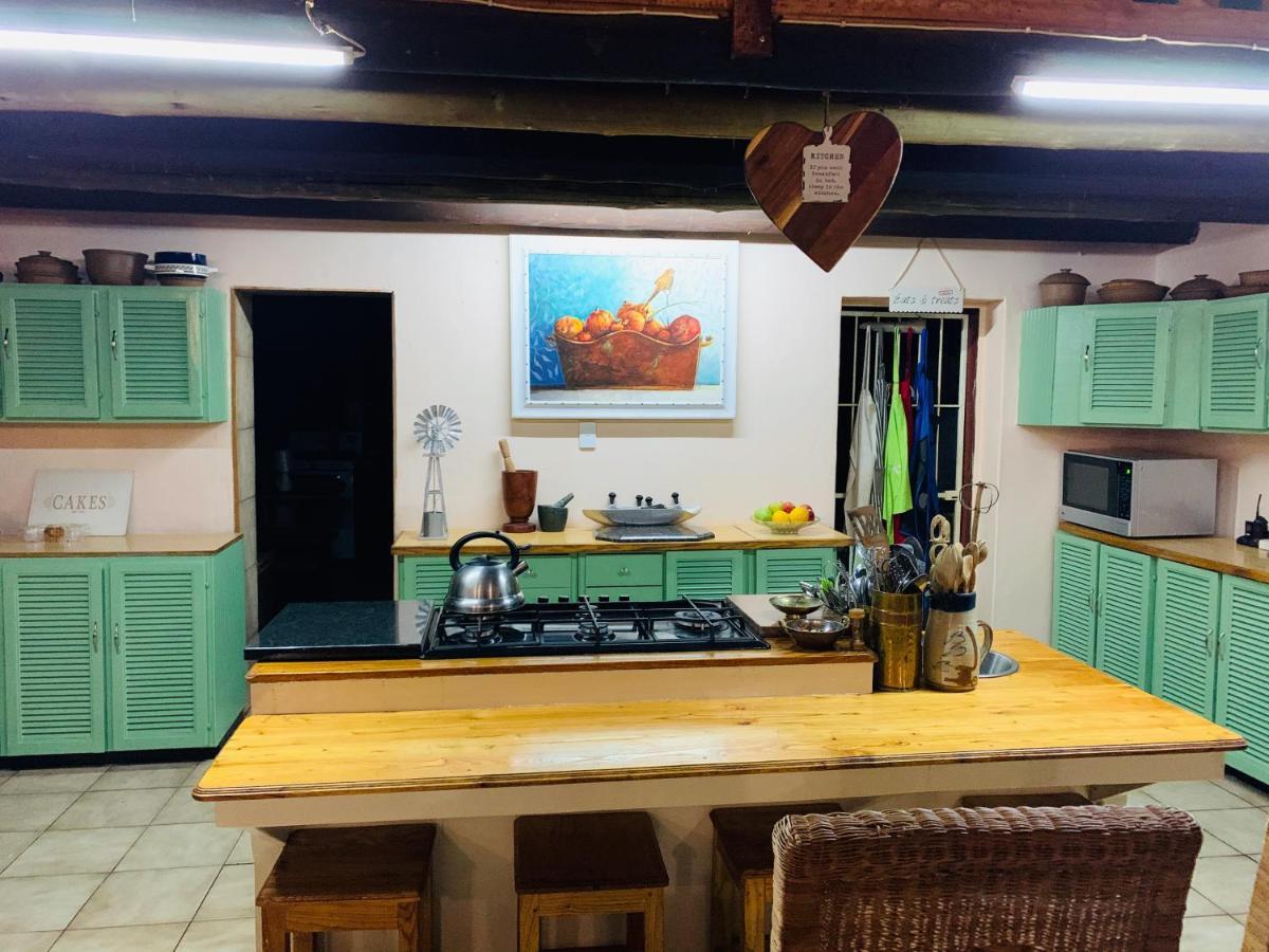 Farm Vibes Guesthouse Brits Buitenkant foto